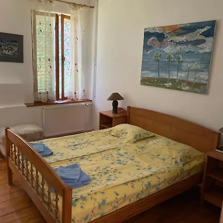 Casa Ad-ella Πανσιόν