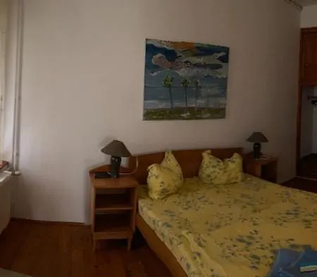 Casa Ad-ella Гостьовий будинок Ефоріє-Норд