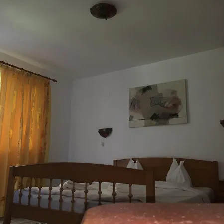 Гостьовий будинок Casa Ad-ella 3*